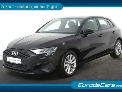 Używany Audi A3 Sport 150 KM (110 kW) 2023 Czarny Sedan/Limuzyna