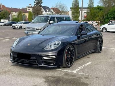 Porsche Panamera Turbo