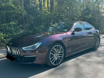 Gebraucht Maserati Ghibli 430 PS (316 kW) 2019 Rot Limousine
