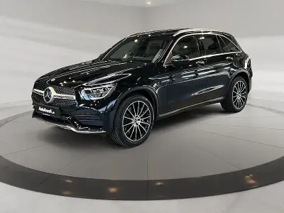 Second-hand Mercedes GLC300 AMG 258 CP (189 kW) 2022 Negru SUV