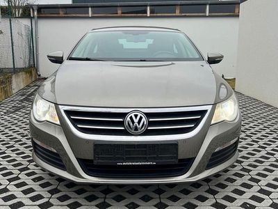 Gebraucht VW Passat 160 PS (117 kW) 2011 Beige Coupé