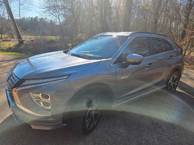 Gebraucht Mitsubishi Eclipse Cross Plus 188 PS (138 kW) 2022 Silber SUV