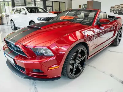 Gebraucht Ford Mustang 305 PS (224 kW) 2014 Rot Cabrio
