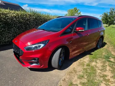 Gebraucht Ford S-MAX ST-Line 190 PS (139 kW) 2021 Rot Van / Kleinbus