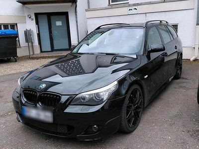 Gebraucht BMW 530 235 PS (172 kW) 2008 Schwarz Kombi