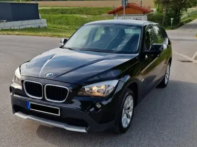 Gebraucht BMW X1 143 PS (105 kW) 2011 Schwarz SUV