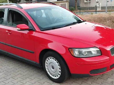 Gebraucht Volvo V50 101 PS (74 kW) 2006 Rot Kombi