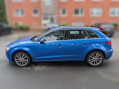 Gebraucht Audi A3 116 PS (85 kW) 2018 Blau Limousine