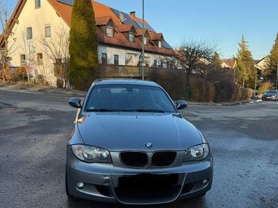 Gebraucht BMW 118 M Sport 143 PS (105 kW) 2011 Grau Kleinwagen
