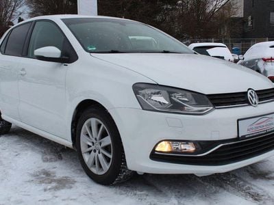 Gebraucht VW Polo Comfortline 90 PS (66 kW) 2015 Weiß Kleinwagen