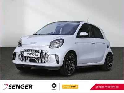 Gebraucht Smart ForFour Electric Drive Pulse 60 kW (82 PS) 2021 Karosserie in ice white (metal Limousine