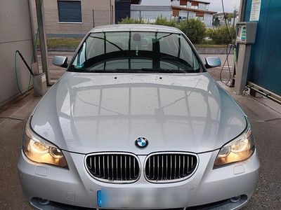 BMW 523
