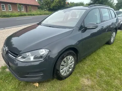 Gebraucht VW Golf VII Trendline 110 PS (80 kW) 2015 Grau Kombi