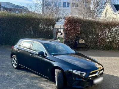 Gebraucht Mercedes A250 Progressive 224 PS (164 kW) 2020 Schwarz Limousine