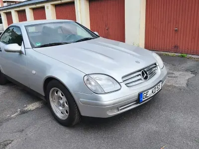 Gebraucht Mercedes SLK200 136 PS (100 kW) 1998 Silber Cabrio