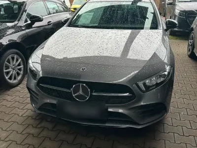 Gebraucht Mercedes A180 AMG 136 PS (100 kW) 2020 Grau Limousine