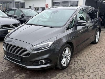Second-hand Ford S-MAX Titanium 160 CP (117 kW) 2018 Gri Monovolum