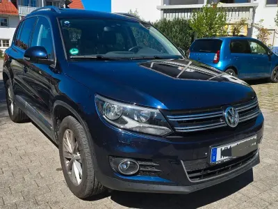 Second-hand VW Tiguan Sportline 140 CP (102 kW) 2011 Albastru SUV