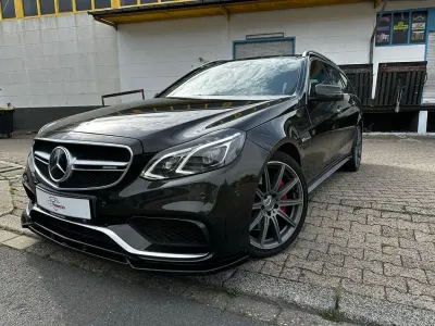 Gebraucht Mercedes E63 AMG AMG 585 PS (430 kW) 2016 Designo graphit Limousine