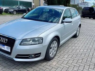 Gebraucht Audi A3 Ambition 125 PS (91 kW) 2010 Silber Kleinwagen
