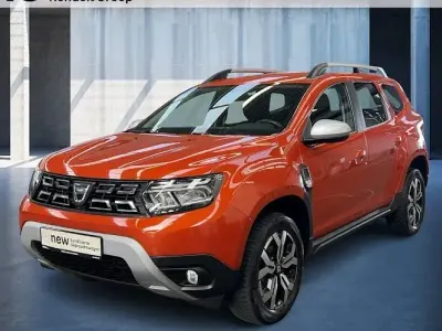 Używany Dacia Duster Prestige 150 KM (110 kW) 2021 Pomarańczowy SUV