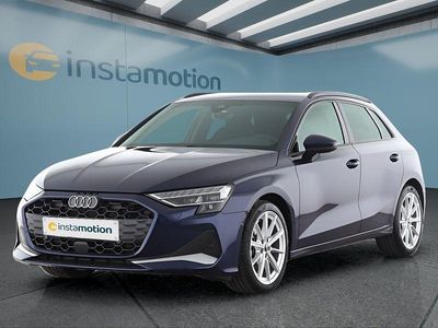 Blau Gebraucht 2024 Audi A3 Sportback Kleinwagen | 32.749 € (Fairer Preis)