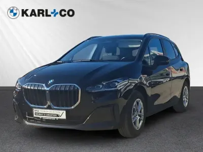 Gebraucht BMW 218 Active Tourer Luxury Line 150 PS (110 kW) 2023 Black sapphire metallic (schwarz) Van / Kleinbus
