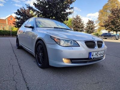 BMW 523