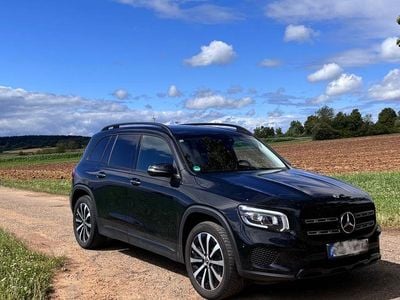 Mercedes GLB200