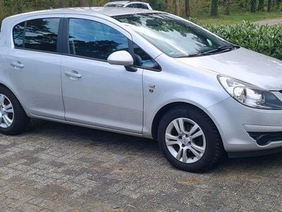 Gebraucht Opel Corsa Edition 87 PS (63 kW) 2010 Silber Kleinwagen