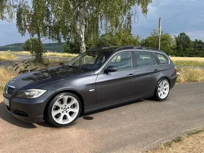 Gebraucht BMW 330 Performance 231 PS (169 kW) 2005 Grau Kombi