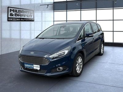 Usata Ford S-MAX Titanium 179 CV (131 kW) 2016 Blu Monovolume