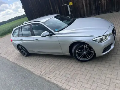 Gebraucht BMW 320 190 PS (139 kW) 2019 Silber Kombi