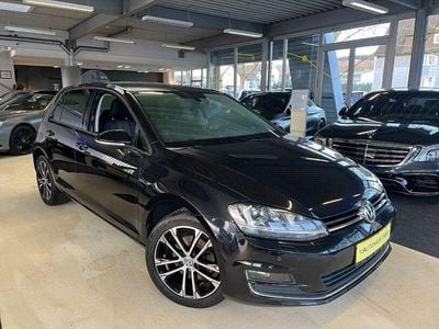 Gebraucht VW Golf VII Allstar 150 PS (110 kW) 2015 Deep black perleffekt Limousine