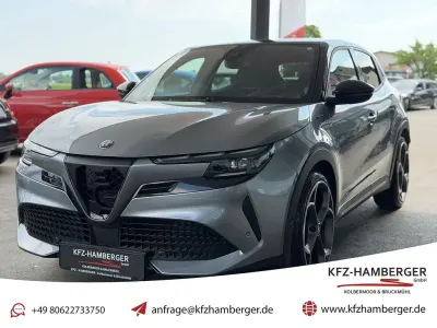Käytetty Alfa Romeo Junior Veloce 206 kW (281 HP) 2025 Katumaasturi