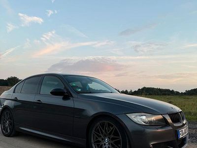 BMW 325