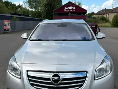 Gebraucht Opel Insignia 165 PS (121 kW) 2011 Silber Kombi