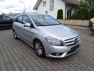 Mercedes B180