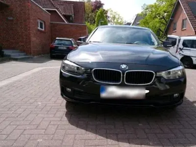 Usata BMW 318 150 CV (110 kW) 2016 Nero Station wagon