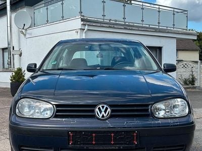 VW Golf IV
