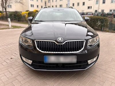 Gebraucht Skoda Octavia 150 PS (110 kW) 2014 Schwarz Kleinwagen
