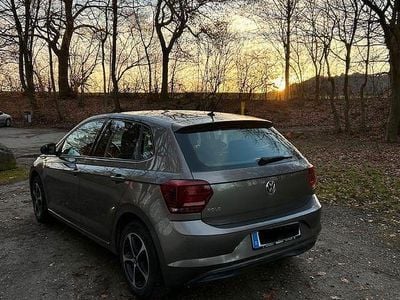 Gebraucht VW Polo Highline 95 PS (69 kW) 2018 Grau Kleinwagen