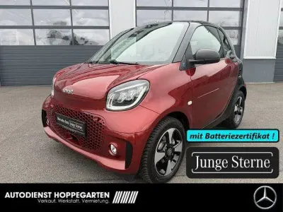 Używany Smart ForTwo Coupé Exclusive 60 kW (82 KM) 2024 Czerwony Hatchback