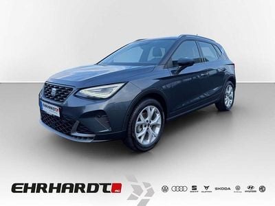 Grau Gebraucht 2023 Seat Arona FR SUV | 22.950 € (Fairer Preis)