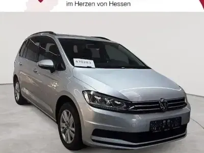 Gebraucht VW Touran Comfortline 150 PS (110 kW) 2021 Reflexsilber metallic Van / Kleinbus