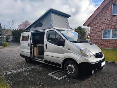 Usata Opel Vivaro 114 CV (83 kW) 2012 Argento Monovolume