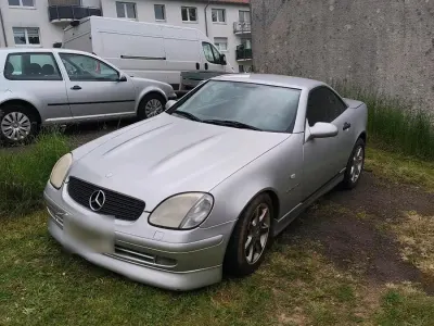 Gebraucht Mercedes SLK230 193 PS (141 kW) 1998 Silber Cabrio