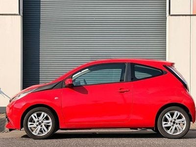 Usata Toyota Aygo X-play 69 CV (50 kW) 2015 Utilitaria