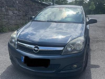 Opel Astra GTC