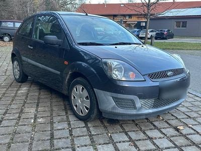 Gebraucht Ford Fiesta Trend 70 PS (51 kW) 2006 Grau Kleinwagen